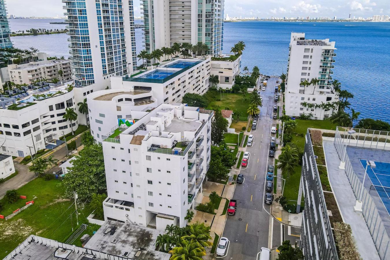 Appartamento Subtle 2 Bed In Edgewater Near Downtown With Free Parking Miami Esterno foto